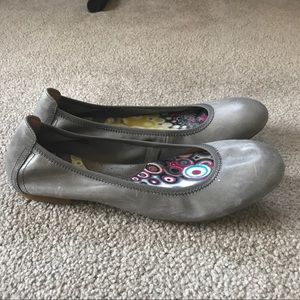 Born flats, size 10